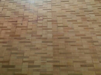 建筑模板的使用壽命長，作用大